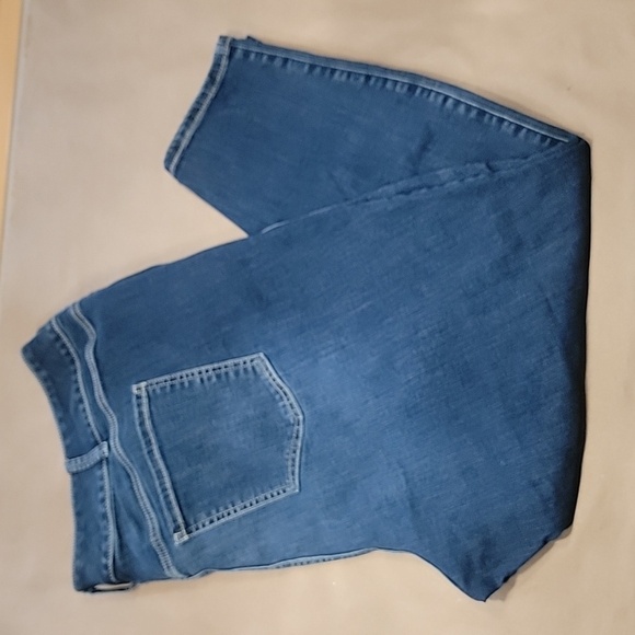 torrid Size 26S Jegging Super Soft Blue Denim Jeggings, Gently Used Condition - Picture 1 of 12